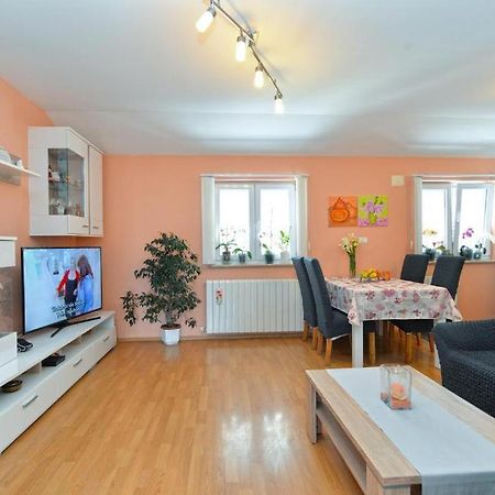 Apartman Eda Apartment Pula Luaran gambar