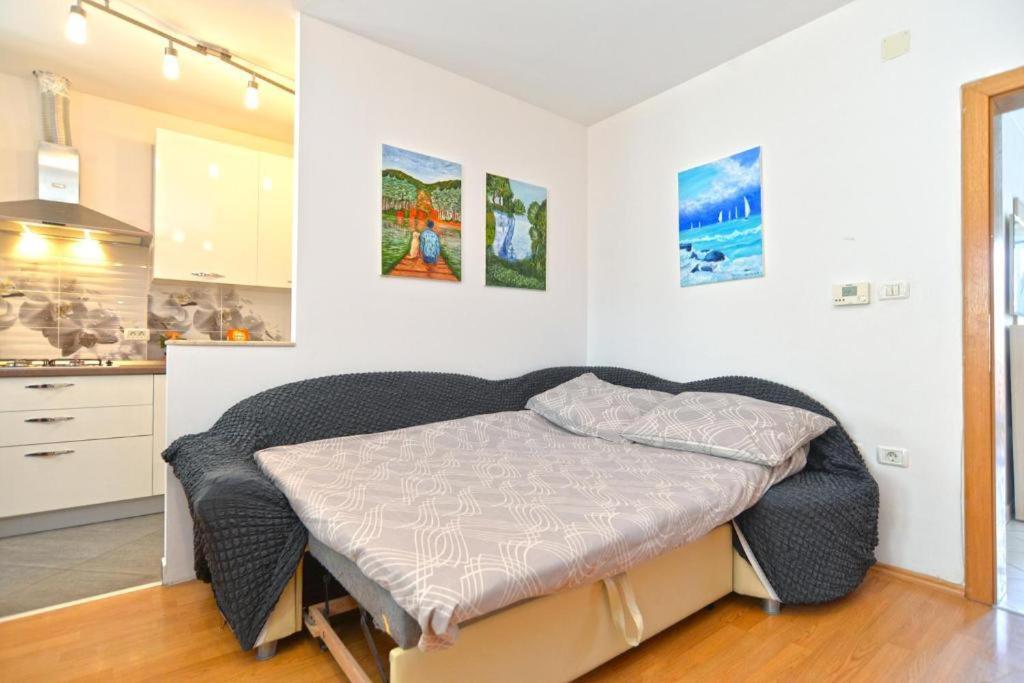 Apartman Eda Apartment Pula Luaran gambar